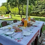 Arbri Hotel 3*