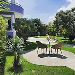 Arbri Hotel