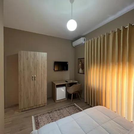 فندق Arbri