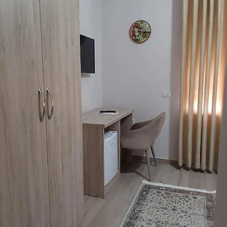 فندق Arbri بيرات