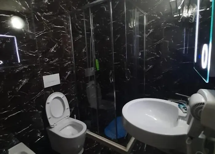 Arbri Hotell