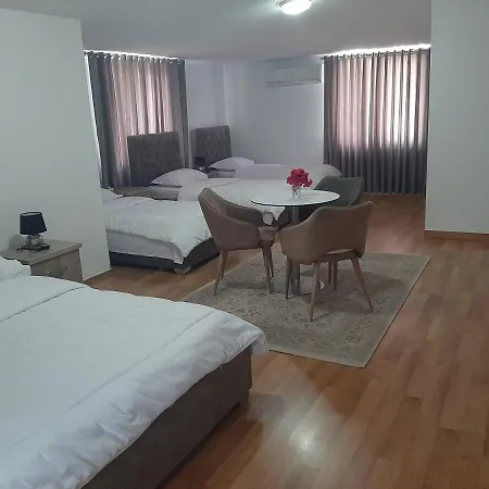 Arbri 3* Μπεράτ
