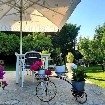 Arbri Hotel